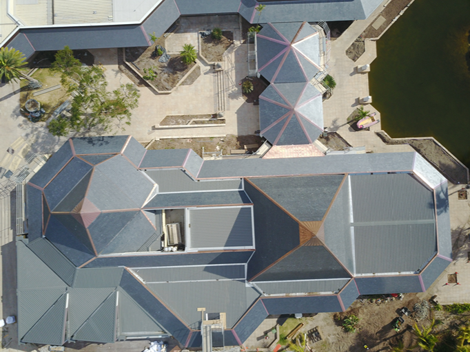 Villas de un resort australiano con las cubiertas ejecutadas en pizarra natural